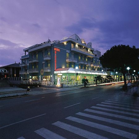 Hotel Miramare บิบิโอเน ภายนอก รูปภาพ